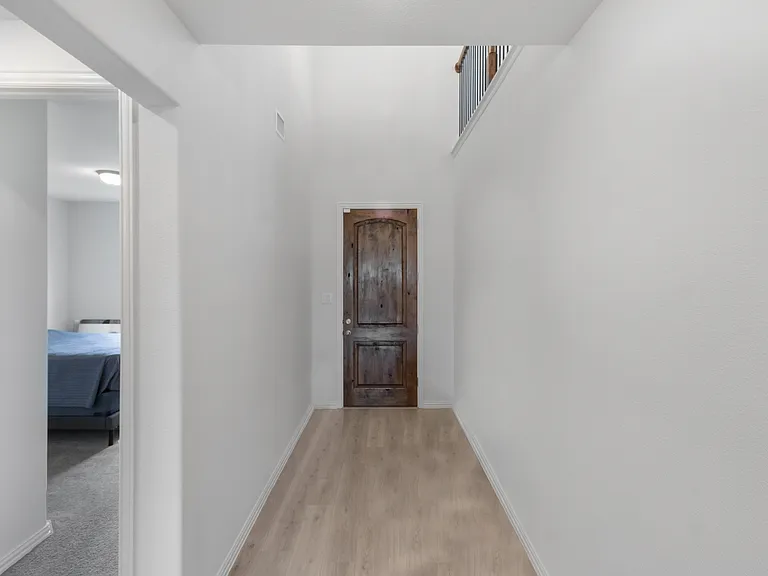 1st Floor Primary hallway & Front door