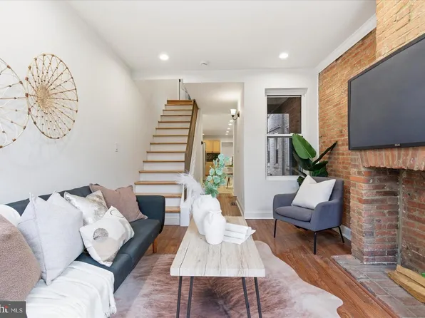 3104 Dillon St, Baltimore, MD 21224