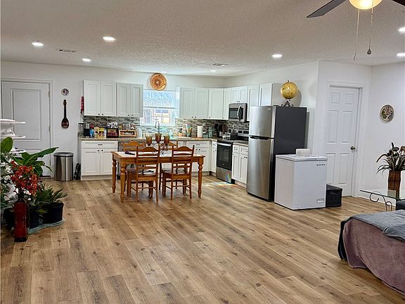 2nd image of 59 Red Hawk Ct