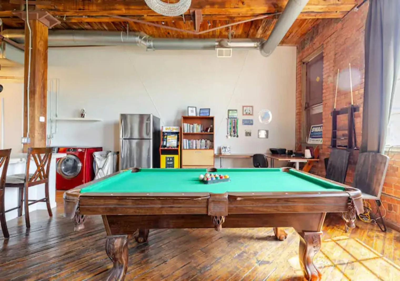 1 bed, 1.0 bath, $1,866 — Photo 2