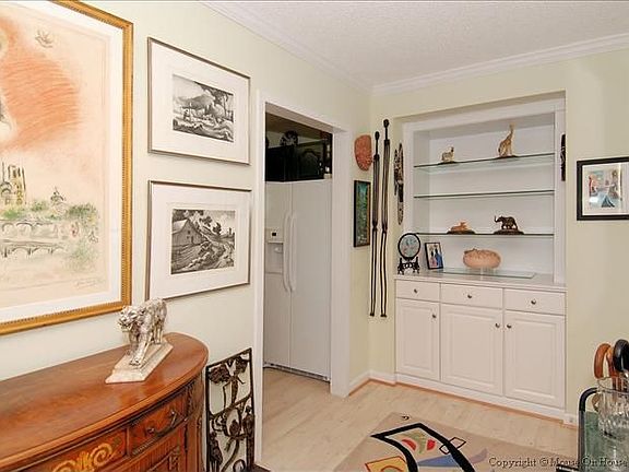 Entry Hall - Display Shelves