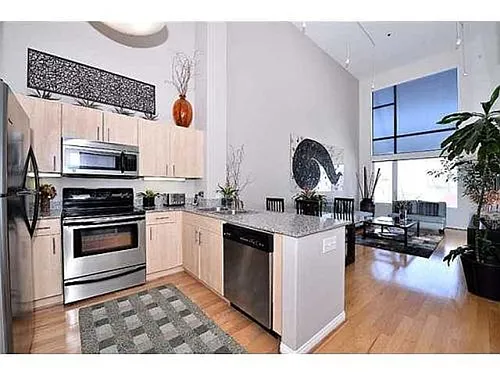 1642 7th Ave #527 Photo 1