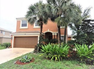 125 Saratoga Blvd W, Royal Palm Beach, FL 33411