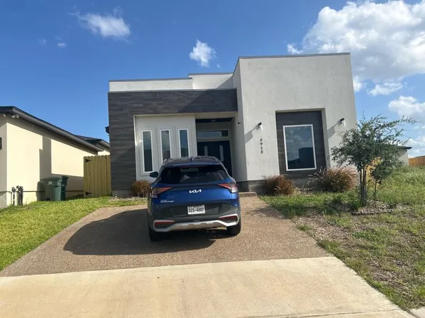 3915 Bella St, Laredo, TX 78046