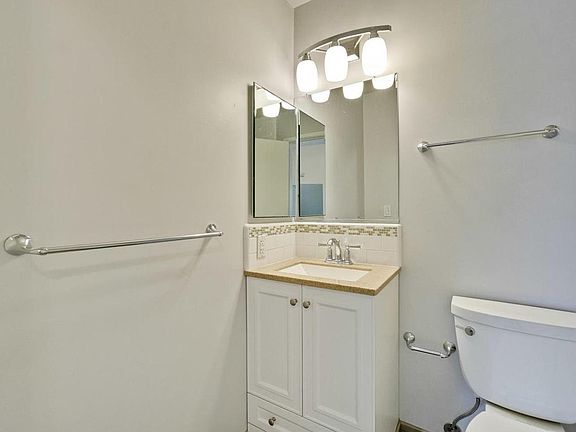 2nd image of 776 Delaware Ave APT 3