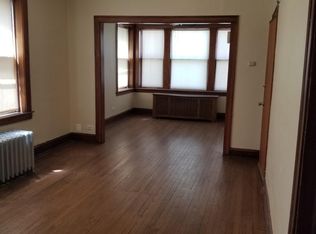 8600 S Exchange Ave, Chicago, IL 60617