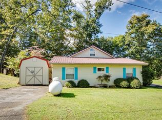 1122 Gottland Shoals Rd, Blountville, TN 37617