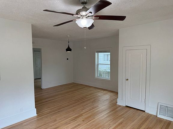 3rd image of 1208 S Union St #1