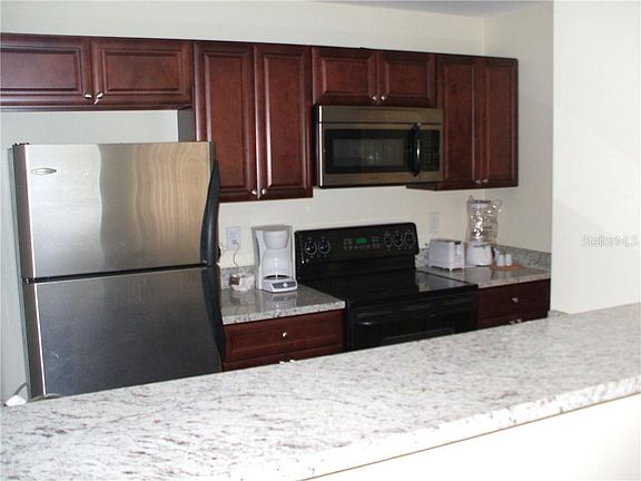 5th image of 4704 Walden Cir #12