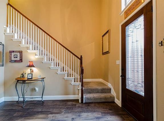 2nd image of 2316 Great Bear Ln