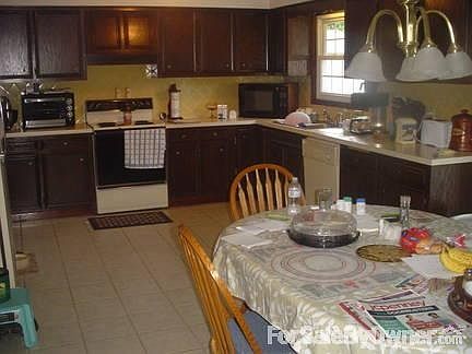 4th image of 2054 Matthes Dr