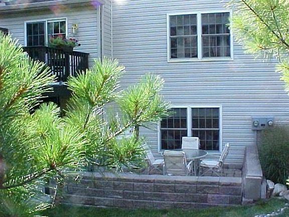 Exterior 3