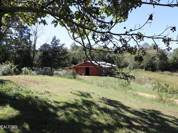 222 Summit Rd, Madisonville, TN 37354