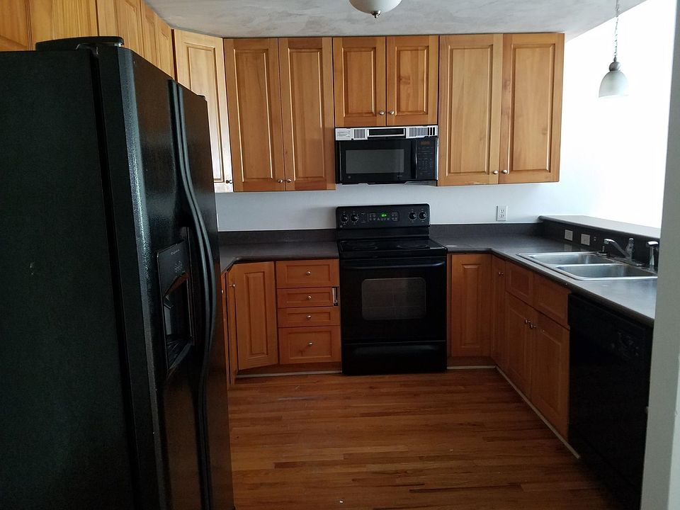 2nd image of 3384 Sawtooth Dr