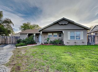 14362 Dyer St, Sylmar, CA 91342