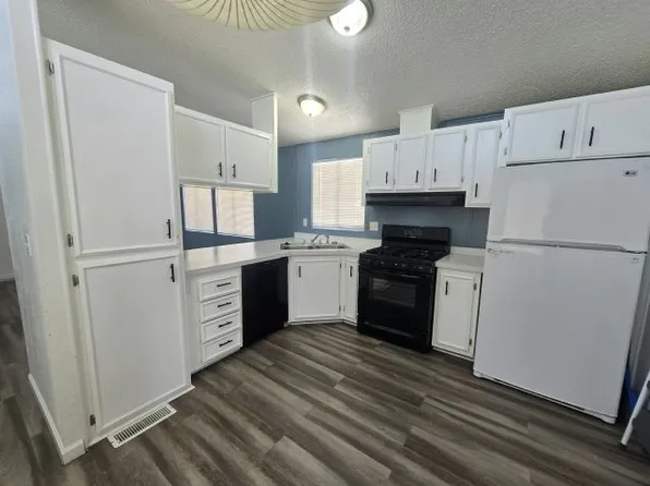 2038 Palm St Spc 55, Las Vegas, NV 89104