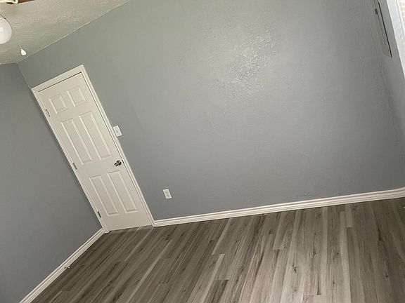 4th image of 4618 SW G Ave