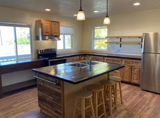 531 Shoshone St, Lander, WY 82520