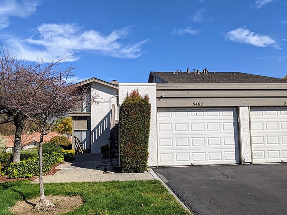 2nd image of 8489 Grenache Ct