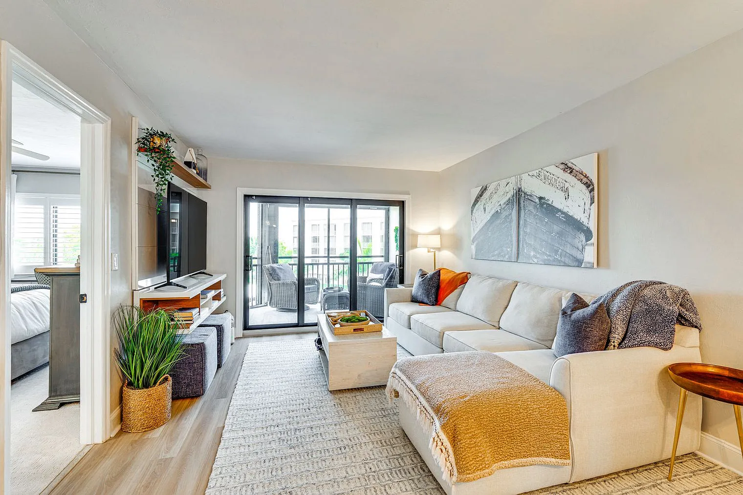 2 bed, 2.0 bath, 990 sqft, $8,451 — Photo 1