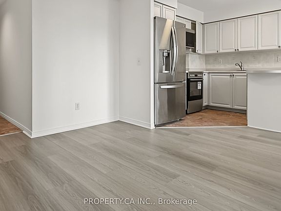 5th image of 238 Doris Ave #812