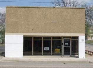 224 E Main St, Holdenville, OK 74848