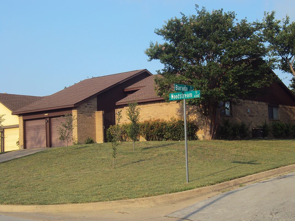Front/Side Yard