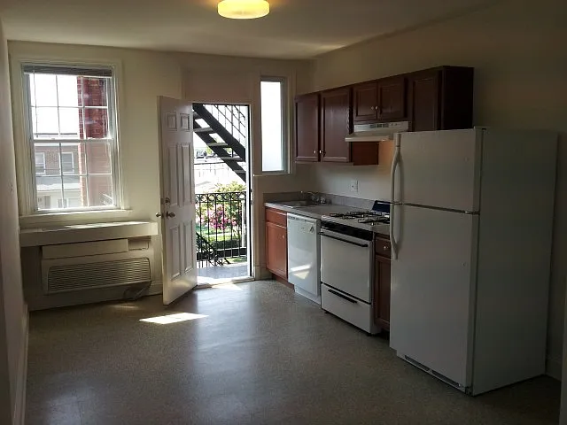 Falls Road Apartments