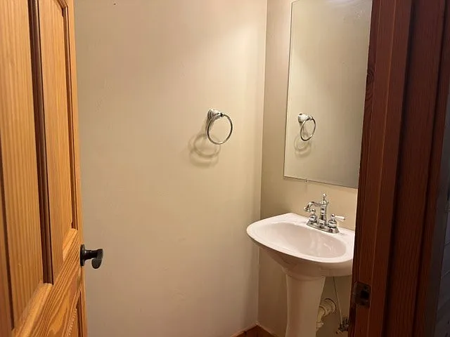 690 Oak Ridge Rd — Photo 13