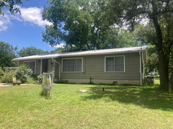 4527 Fm 219, Clifton, TX 76634