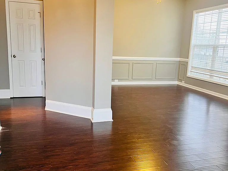 105 Charing Pl — Photo 15