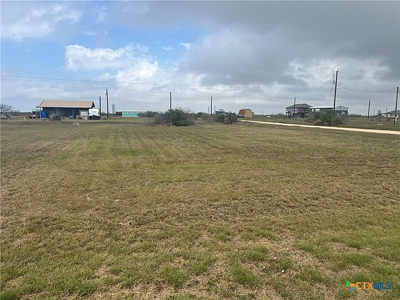 2nd image of 61 Seahorse Dr E