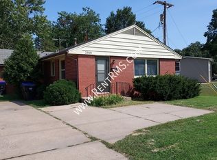 2310 SW Fairlawn Rd, Topeka, KS 66614