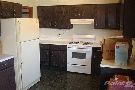 2nd image of 2125 S Oakhill Ave