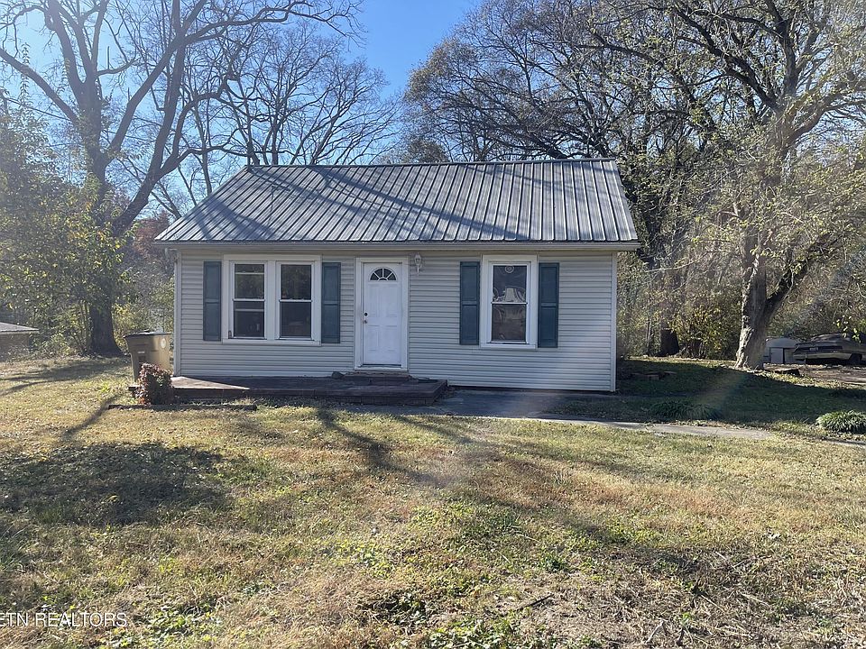2nd image of 1517 Spring Hill Rd