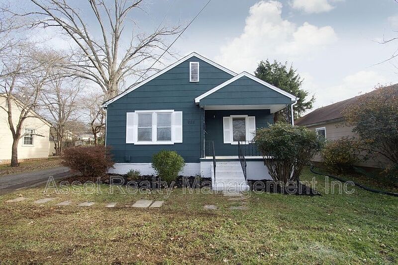 1st image of 928 Oglewood Ave