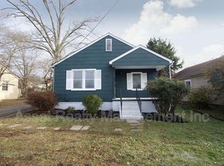 928 Oglewood Ave, Knoxville, TN 37917