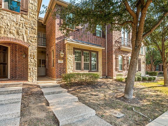 2nd image of 1915 Luther Rd