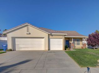 42341 Ridge View Dr, Lancaster, CA 93536