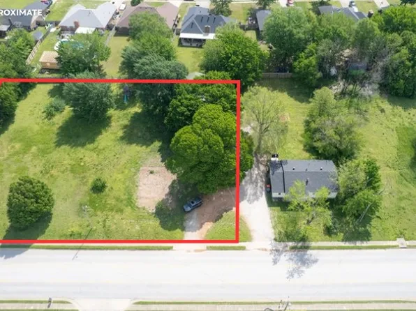2377 S 48th St, Springdale, AR 72762