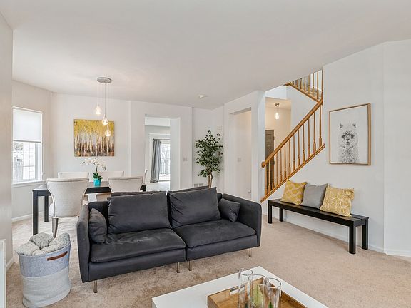 2nd image of 367 W Winchester Dr