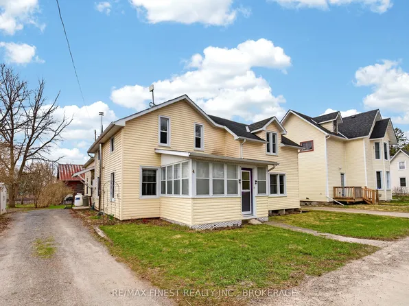 4 Gilbert St, Leeds And The Thousand Islands, ON K0E 1L0