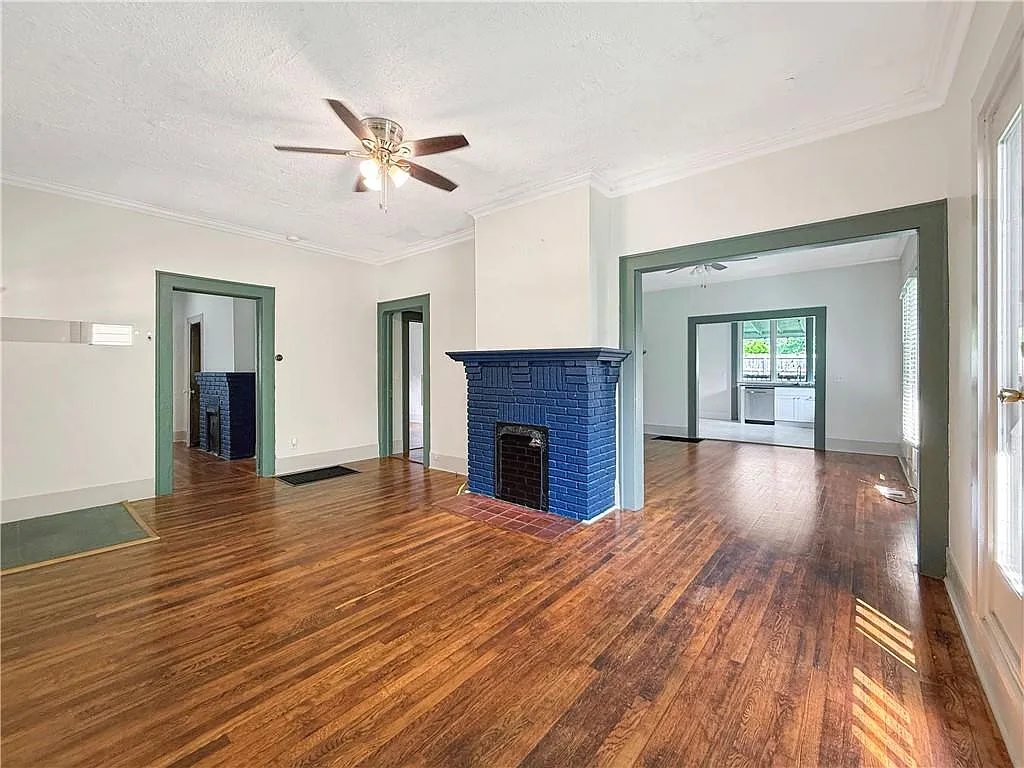 4 bed, 3.0 bath, 2284 sqft, $2,680 — Photo 4