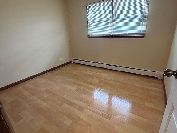 4th image of 3432-36 Harrison Ave #3432-3