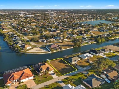 1807 NE 2nd St, Cape Coral, FL, 33909