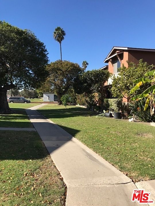 1st image of 6 Squaw Peak Ln