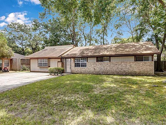 2nd image of 5615 Delfren Ln