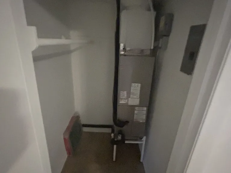 1632 Jefferson Ave #105 — Photo 10