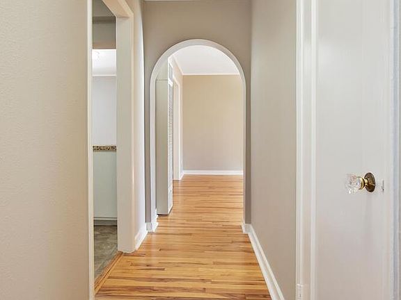 3rd image of 4250 21st St #4250