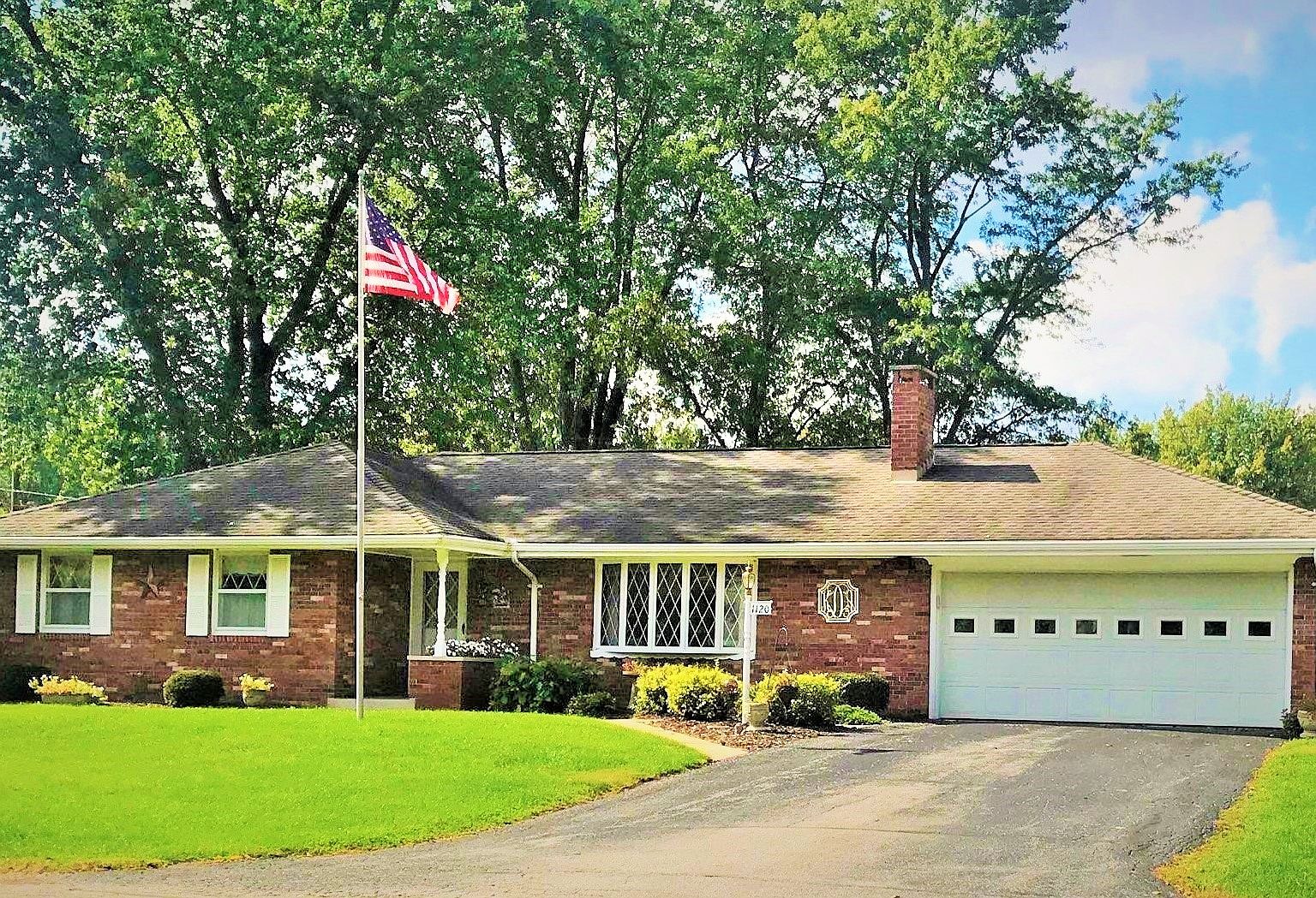 1120 Bluewater Dr, Monticello, IN 47960 Zillow